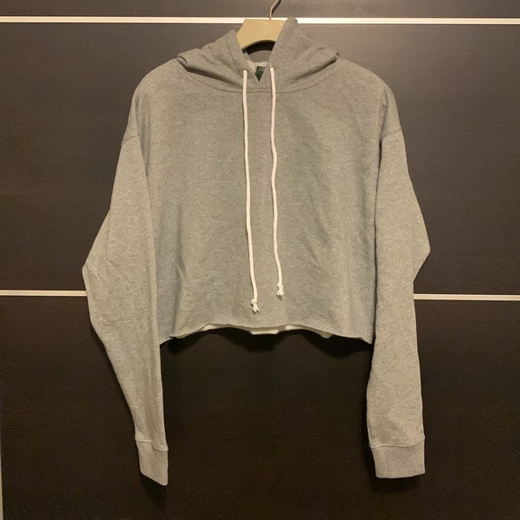 Wild Fable Women's Gray Cropped Sweatshirt Hoodie - Picture 3 of 12